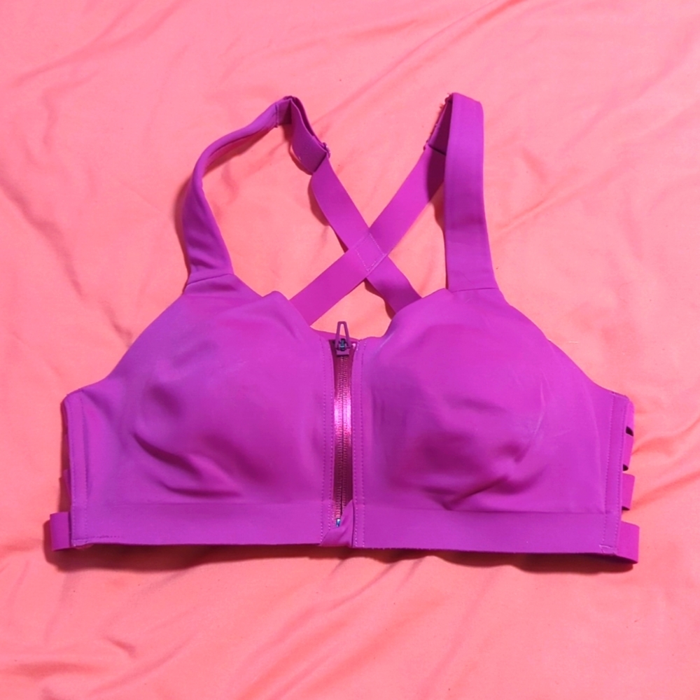 Victoria Secret Knockout Sports Bra